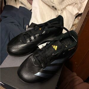 Adidas predator league FG kids soccer cleats